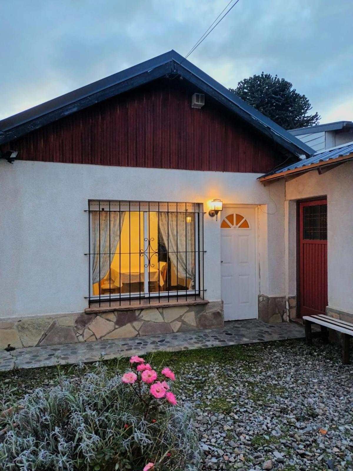 Casa Centro Bariloche Villa Exterior photo